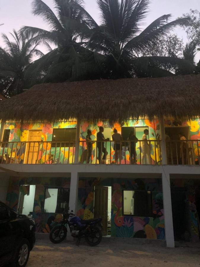Way Shack Hostel Oslob Ngoại thất bức ảnh